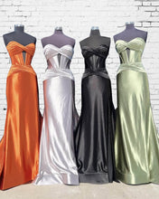 Load image into Gallery viewer, Mermaid Satin Prom Dress 2024
