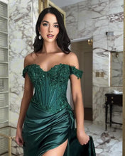 Load image into Gallery viewer, Mermaid Emerald Green Appliques Dress
