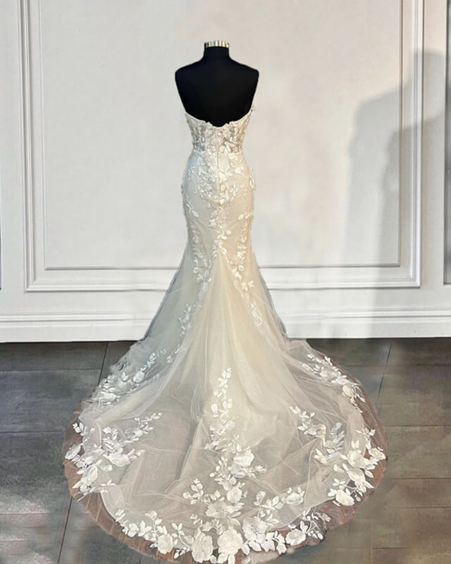 Mermaid Ivory Lace Sweetheart Court Train Wedding Dresses Mermaid Ivory Lace Sweetheart Court Train Wedding Dresses