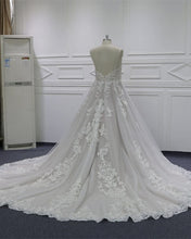 Load image into Gallery viewer, Plus Size Tulle Boho V-neck Wedding Dress Lace Appliques
