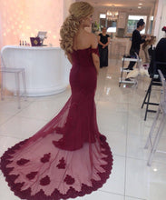 Load image into Gallery viewer, Elegant Long Burgundy Mermaid Prom Dresses Lace Appliques
