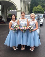 Load image into Gallery viewer, Vintage-Bridesmaid-Dresses
