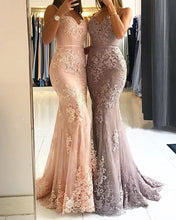 Load image into Gallery viewer, Elegant Lace Mermaid Evening Gowns
