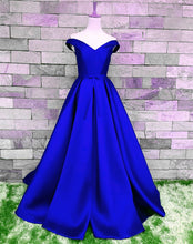 Load image into Gallery viewer, Simple Burgundy Off The Shoulder Prom Dresses Satin
