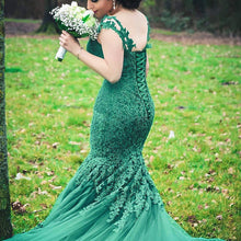 Load image into Gallery viewer, Elegant Green Lace Mermaid Evening Dresses
