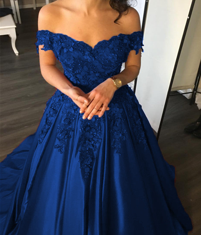 Elegant Flower and Lace Appliques V Neck Satin Prom Dresses