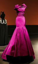 Load image into Gallery viewer, Unique Taffeta Mermaid Prom Evening Dresses
