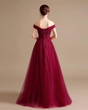 Load image into Gallery viewer, Long Tulle Bridesmaid Dresses Burgundy
