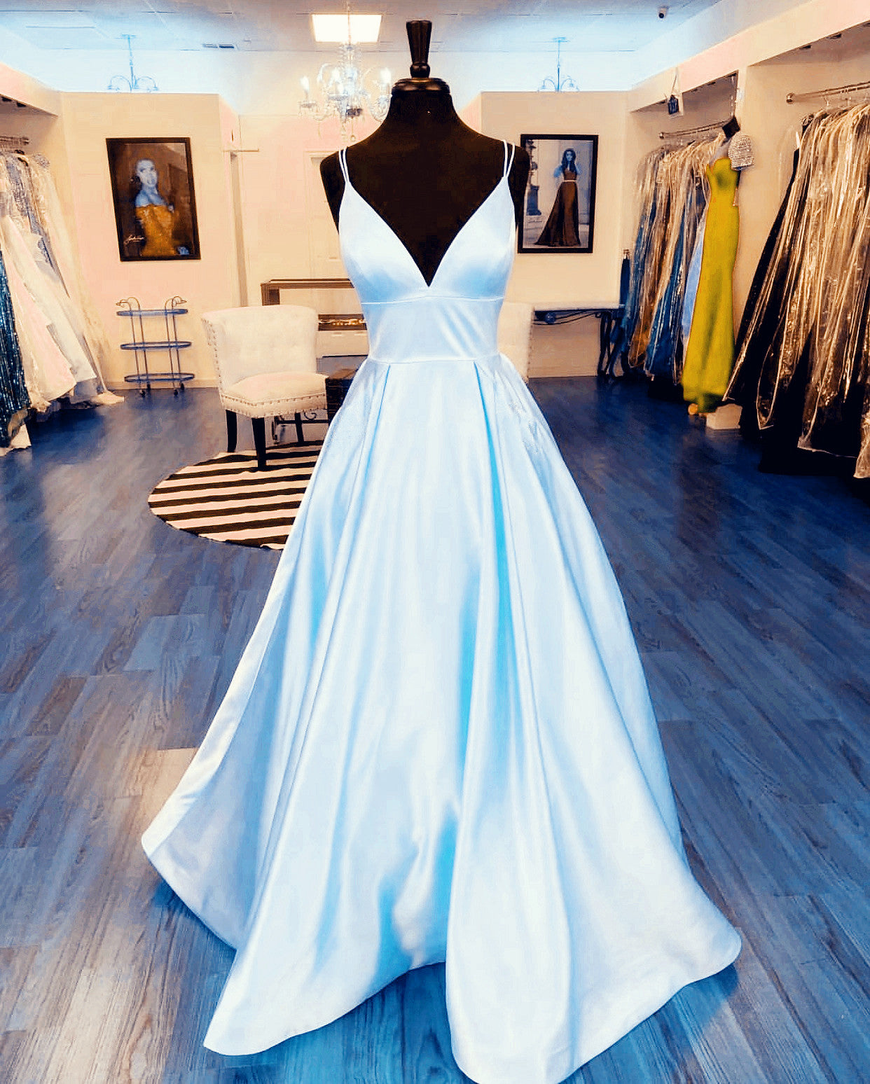 aline prom dresses Sexy Straps V-neck Satin Long Prom Dresses With Pocket – alinanova