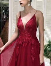 Load image into Gallery viewer, Burgundy Tulle V Neck Formal Dress
