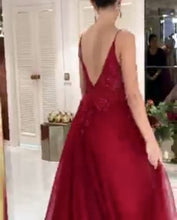 Load image into Gallery viewer, Burgundy Tulle V Neck Evening Gown
