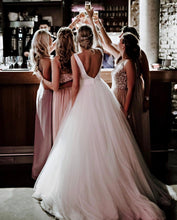 Load image into Gallery viewer, A-line Open Back Organza And Tulle Princess Wedding Dresses With Bow
