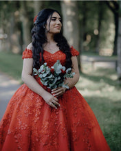 Load image into Gallery viewer, Ball Gown Princess Tulle Dresses Lace Appliques Off The Shoulder
