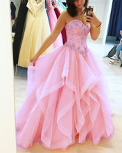 Load image into Gallery viewer, Beaded Sweetheart Organza Layered Quinceanera Dresses Ball Gowns
