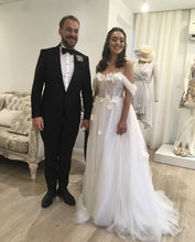 Load image into Gallery viewer, Beautiful Flowers Beaded Off Shoulder Tulle Wedding Dresses
