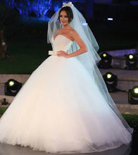 Load image into Gallery viewer, Bling Bling Sequin Beaded Sweetheart Bow Sashes Tulle Ball Gown Wedding Dresses
