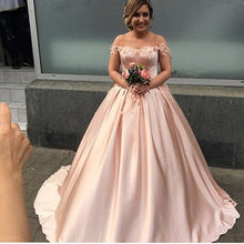 Load image into Gallery viewer, Blush Pink Ball Gowns Corset Satin Dresses With Flowers
