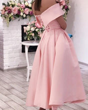 Load image into Gallery viewer, 1950s Tea Length Satin Dresses Off Shoulder
