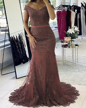 Load image into Gallery viewer, Mermaid Lace Bridesmaid Dresses Off The Shoulder
