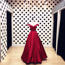 Load image into Gallery viewer, Burgundy Ball Gowns Prom Dress Floor Length Satin Evening Gowns-alinanova
