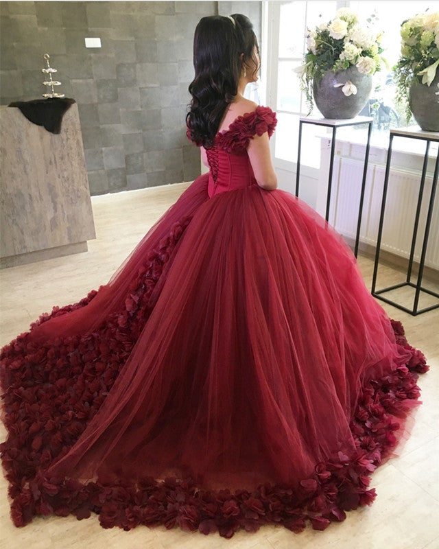 Burgundy Flower V-Neck Tulle Ball Gowns Quinceanera Dresses