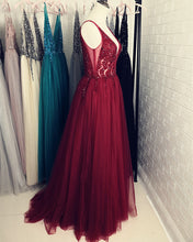 Load image into Gallery viewer, Tulle Split Dresses Crystal Beaded V Neck
