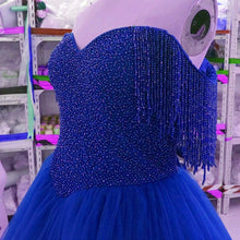 Load image into Gallery viewer, Burgundy Wedding Dresses Ball Gowns Off The Shoulder With Tassel
