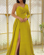 Load image into Gallery viewer, Chartreuse Yellow Prom Dresses
