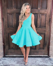 Load image into Gallery viewer, Cute V Neck Ruffles Homecoming Dresses Short Mini Prom Dresses Ball Gowns
