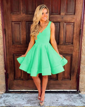 Load image into Gallery viewer, Cute V Neck Ruffles Homecoming Dresses Short Mini Prom Dresses Ball Gowns
