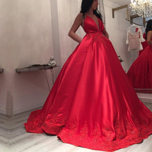 Load image into Gallery viewer, Deep V-neck Long Satin Ball Gowns Wedding Dresses Lace Appliques-alinanova
