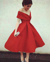 Load image into Gallery viewer, Tea Length Bridesmaid Dresses Red
