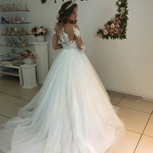 Load image into Gallery viewer, Elegant Lace Appliques Long Sleeves Wedding Dresses Ball Gowns
