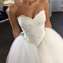 Load image into Gallery viewer, Elegant Lace Appliques V Neck Bodice Corset Tulle Wedding Dresses Ball Gowns-alinanova
