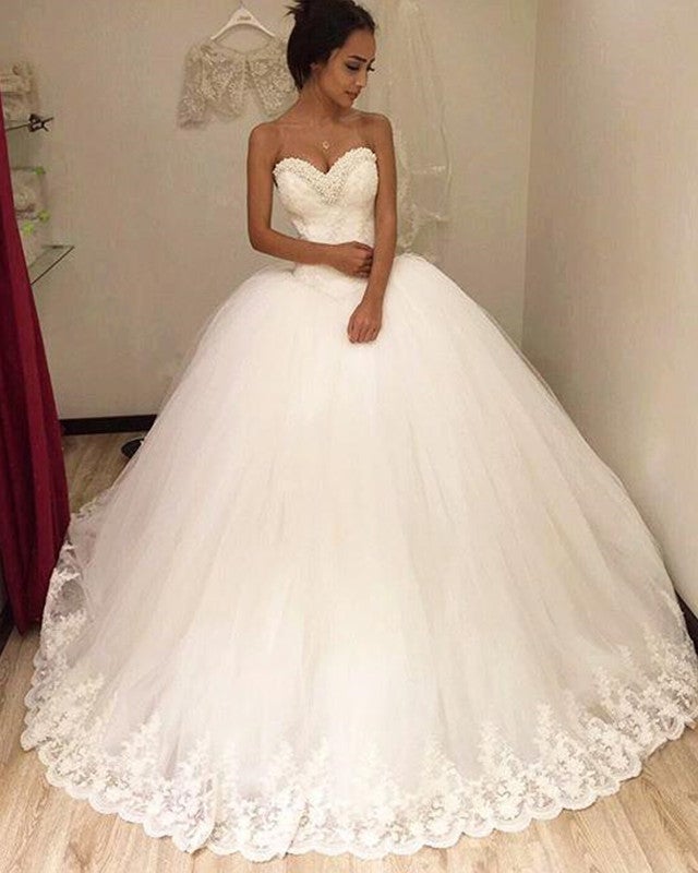 Beaded Sweetheart-Lace-Wedding-Dress-Ball-Gowns