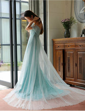Load image into Gallery viewer, Elegant Mermaid Tulle Applique Off The Shoulder Dresses
