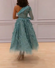 Load image into Gallery viewer, Elegant One Shoulder Mint Tulle Lace Appliques Ball Gowns Party Dress
