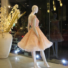 Load image into Gallery viewer, Elegant Pink Lace Appliques Tulle Prom Short Dresses
