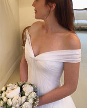 Load image into Gallery viewer, Elegant Pleated Tulle V-neck Off Shoulder Princess Wedding Dresses
