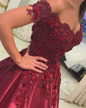 Load image into Gallery viewer, Emerald Green Ball Gown Satin Prom Dresses Lace Flowers Off Shoulder
