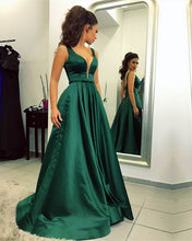 Load image into Gallery viewer, alinanova 7047 Evening Dresses Green
