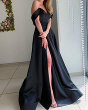Load image into Gallery viewer, Black Bridesmaid Dresses Long
