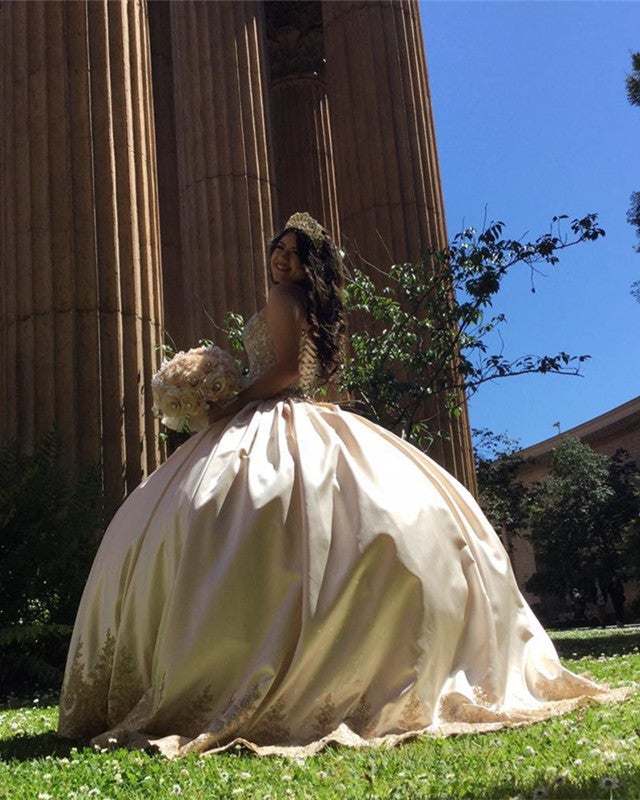 Gold Lace Embroidery Sweetheart Satin Ball Gowns Quinceanera Dresses