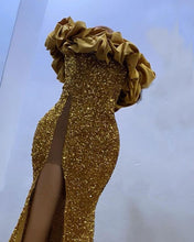 Load image into Gallery viewer, Gold Sequin Mermaid Strapless Split Prom Dresses
