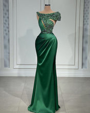 Load image into Gallery viewer, Emerald Green Sheath Dresses
