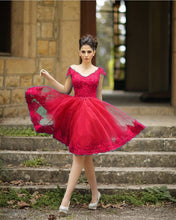 Load image into Gallery viewer, Tulle Homecoming Dresses Red
