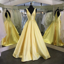 Load image into Gallery viewer, Yellow-Evening-Dresses
