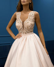 Load image into Gallery viewer, Dust-Pink-Evening-Dresses-Elegant-Prom-Gowns-Lace-Appliques
