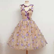 Load image into Gallery viewer, vintage 1950s swing embroiderty party dress-alinanova
