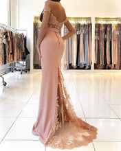 Load image into Gallery viewer, elegant-off-the-shoulder-mermaid-prom-dresses-pink
